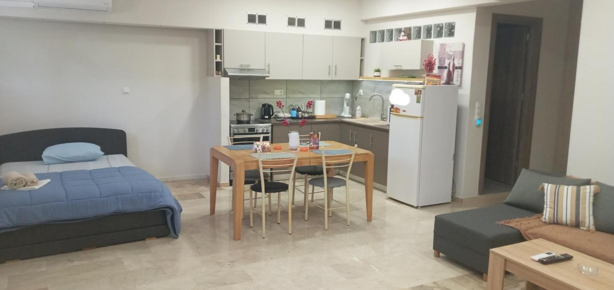 Elia Apartment